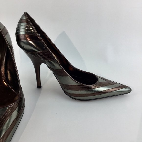 Carlos Santana two tone gunmetal Maria pump heels - Picture 4 of 6